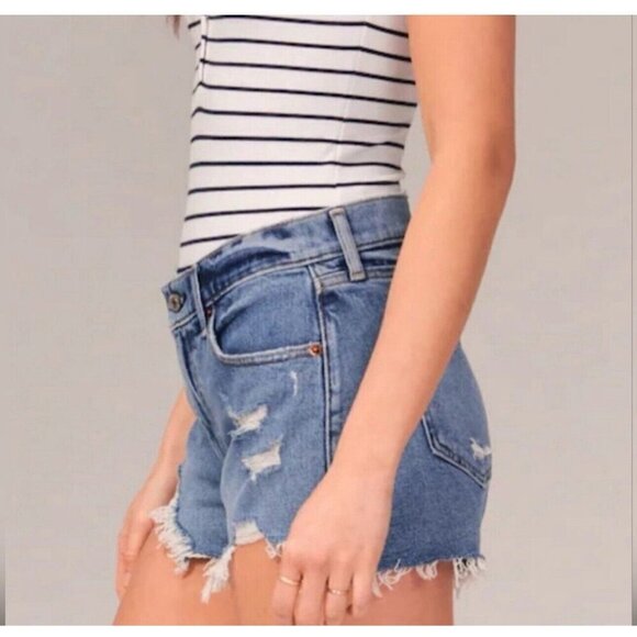 NEW! Abercrombie & Fitch The Mom Short Mid Rise Distressed Denim Jean Blue 25/0 - Picture 6 of 14